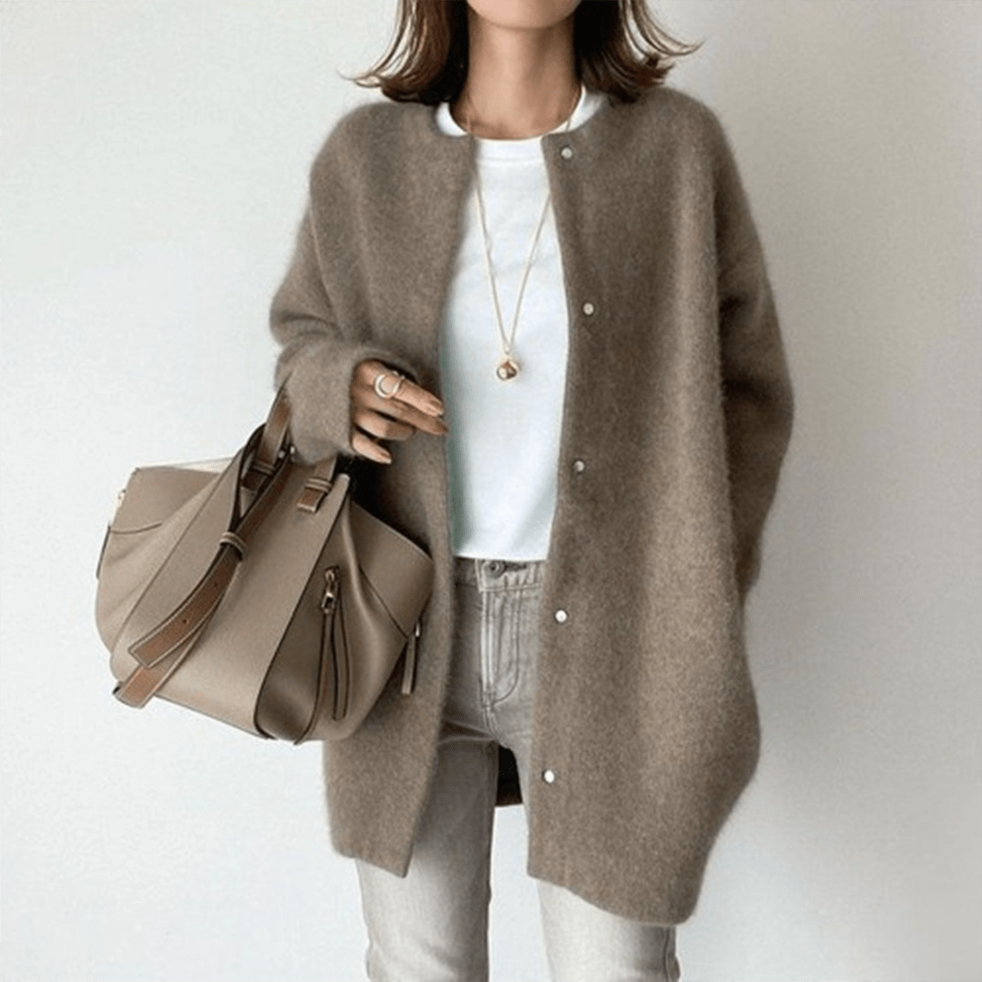 Chic en Tricot : Cardigan Féminin - Vela Vici 🇫🇷