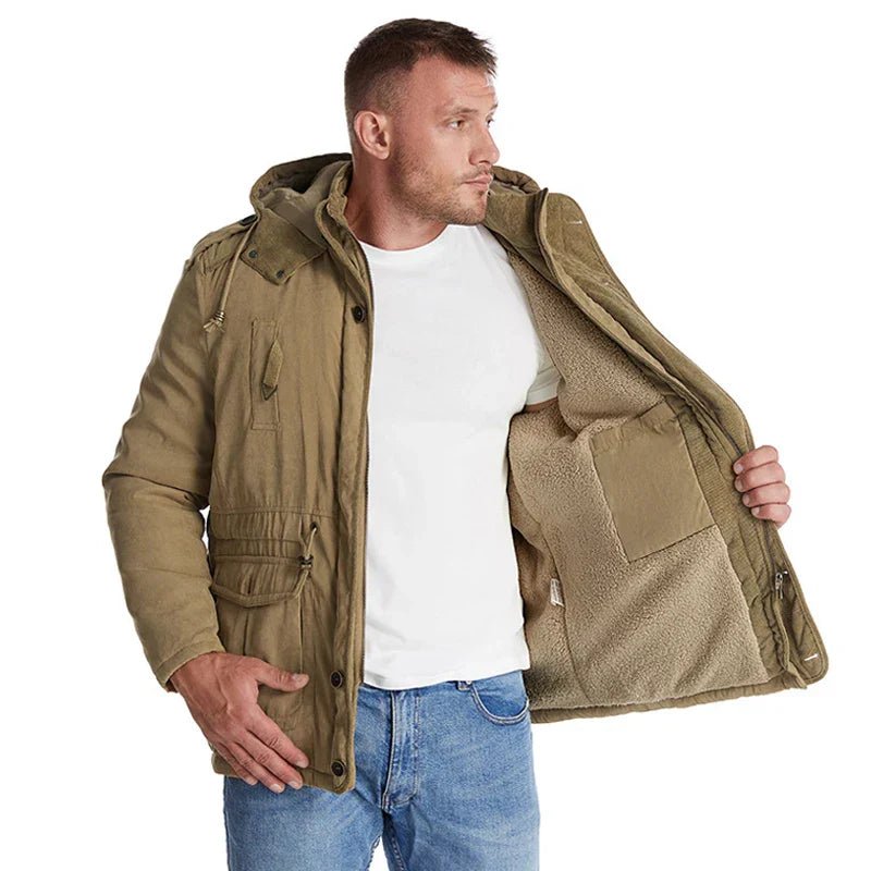 Frosty | Veste Tactique avec Capuche, Doublure en Fleece et Poches - Vela Vici 🇫🇷